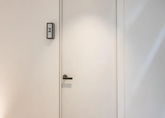 Hotel Stylish Quiet Studio, Smart Tv, Six Flags 1k *